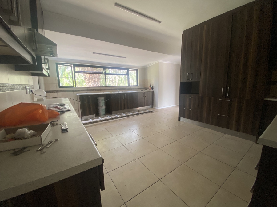 To Let 4 Bedroom Property for Rent in Milnerton Central Western Cape